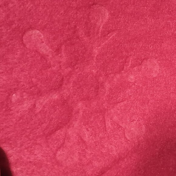 2018 PEANUTS ❤Snoopy & Woodstock Red Felt Embossed Snowflakes Christmas Stocking - Picture 5 of 6